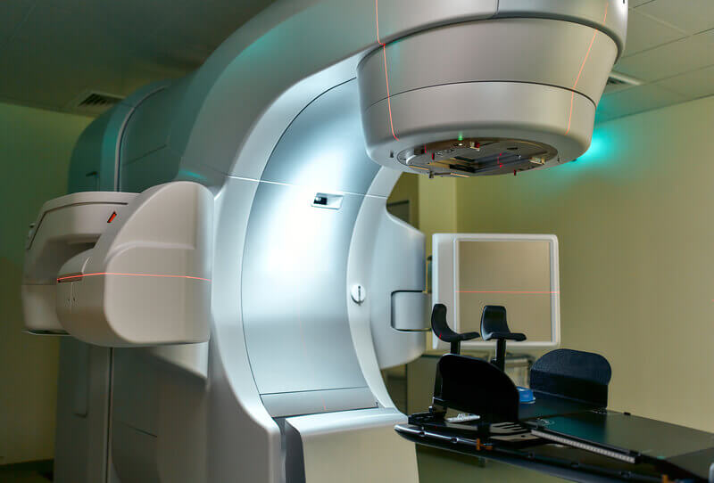 tipos de cancer maligno maquina radioterapia