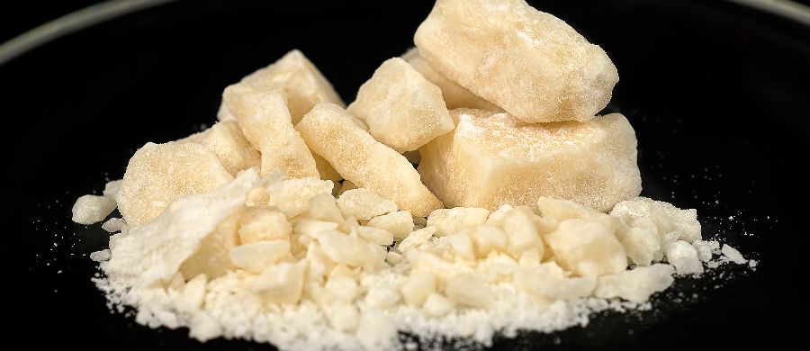 Estudo brasileiro aponta eficácia do CBD no tratamento da dependência do crack